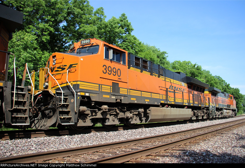 BNSF 3990